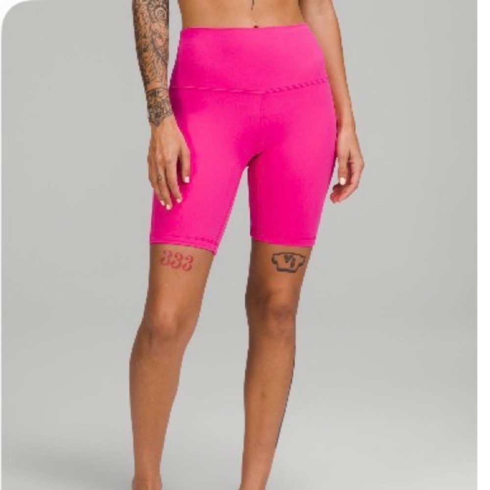 Women's lululemon sonic Pink align Shorts